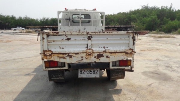 ISUZU NKR55EU1  เครื่อง 88 แรงม้า ปีจดทะเบียน 2534 กระบะยาว 3 เมตร