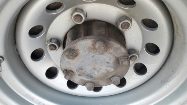 ISUZU NKR55EU1  เครื่อง 88 แรงม้า ปีจดทะเบียน 2534 กระบะยาว 3 เมตร