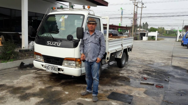 ISUZU NKR55EU1  เครื่อง 88 แรงม้า ปีจดทะเบียน 2534 กระบะยาว 3 เมตร