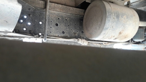 ISUZU NKR55EU1  เครื่อง 88 แรงม้า ปีจดทะเบียน 2534 กระบะยาว 3 เมตร