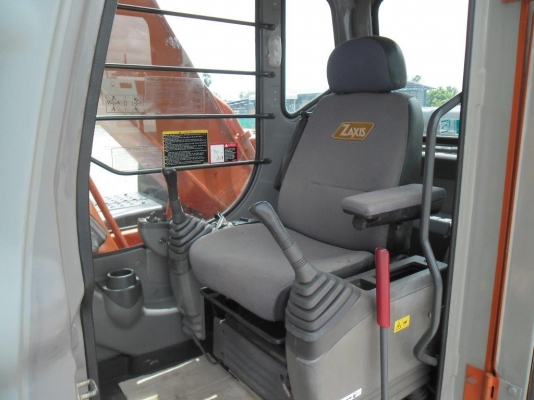 ขาย HITACHI รุ่น ZX200-1 รถสวย ปรับสภาพแล้ว