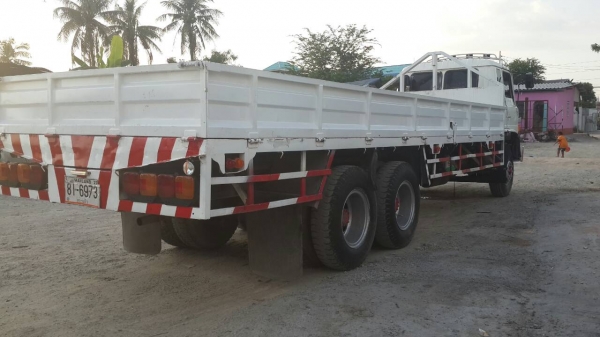 ขายด่วนรถบรรทุกสิบล้อ HINO 2 เพลา ช่วงยาว 7.50 เมตร ขายด่วนรถบรรทุกสิบล้อ HINO 2 เพลา ช่วงยาว 7.50 เมตร