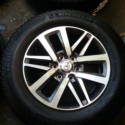 ล้อ all new fortuner พร้อมยาง michelin ถอดป้ายแดง ปี 15 ชุดล่ะ 33,500
