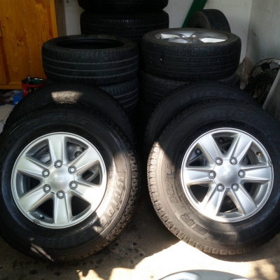 ล้อขอบ 16 พร้อมยาง bridgestone 245 70 16 ทั้งชุด 9,500