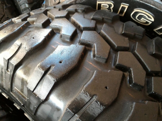 ขายยาง MUD 265 x 70 x 17 พร้อมล้อ Bradley ขายยาง MUD 265 x 70 x 17 พร้อมล้อ Bradley