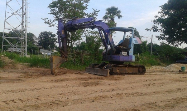 ขายรถแบ็คโฮ IHI 55 มีทะเบียน มีลายเจาะ