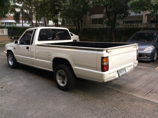 ขายรถกระบะ L200 ไซโคลนตอนเดียว ปี96 เครื่อง 4D56T เกียร์ธรรมดา เพาเวอร์ ภายในเบาะแยกสะอาดพวงมาลัยซิ่ง ตัวถังเดิมๆพื้นกระบะไม่ผุ คัสซีดีไม่ผุไม่แดง ห้องเครื่องเดิมๆเครื่องแน่นมาก ช่วงล่างแน่น แม็ก15" รถขับดีมากๆพร้อมใช้งานได้เลยครับ ภาษี59 ขายด่วนครับ