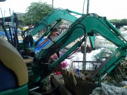 ขายรถแบคโฮ 2 คัน KOMATSU PC45R-8 กับ KOMATSU PC30MR-1 เอกสารอินวอย ราคารวม2คัน 680000