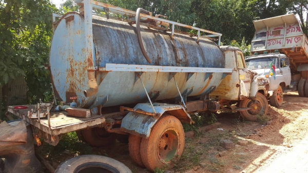 ขายรถน้ำ 6 ล้อหัวยาว เอกสารเล่มทะเบียนครบ เครื่อง DA120 ราคาคุยกันได้ครับ ขายรถน้ำ 6 ล้อหัวยาว เอกสารเล่มทะเบียนครบ เครื่อง DA120 ราคาคุยกันได้ครับ