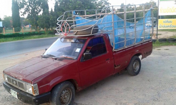 ขายครับ นิสันหัวเดียว เครื่อง2700ฝาดำ. คัสชีสวยไม่มีที่ติ เครื่องดีมาก วิ่งไกล งานนักสะบาย หน้าเดิม. ห้องเครื่องสวย. ภายในหัวสวยทุกอย่างครบ. กะบะด้านข้างมีผุนิดหน่อย. พื้นไม่ผุ. คอกเหล็กสวยๆพร้อมบรรทุก. ยางดีทุกเส้น เอกสารครบพร้อมโอน. ภาสีขาด2ปีกว่า. ราค ขายครับ นิสันหัวเดียว เครื่อง2700ฝาดำ. คัสชีสวยไม่มีที่ติ เครื่องดีมาก วิ่งไกล งานนักสะบาย หน้าเดิม. ห้องเครื่องสวย. ภายในหัวสวยทุกอย่างครบ. กะบะด้านข้างมีผุนิดหน่อย. พื้นไม่ผุ. คอกเหล็กสวยๆพร้อมบรรทุก. ยางดีทุกเส้น เอกสารครบพร้อมโอน. ภาสีขาด2ปีกว่า. ราค