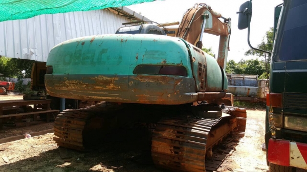 ขายแบคโฮ KOBELCO SK200-5 เอกสารสัญญาซื้อขาย รถใช้งานได้ปกติ ราคาต่อรองได้ ขายแบคโฮ KOBELCO SK200-5 เอกสารสัญญาซื้อขาย รถใช้งานได้ปกติ ราคาต่อรองได้