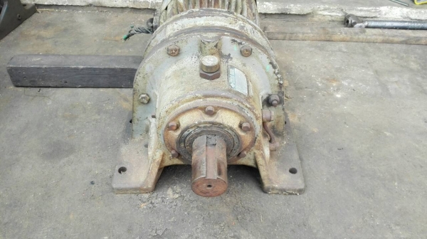 ****** Sold Out!! ****** มอเตอร์เกียร์ Sumitomo Cyclo Drive 10 HP. 380V. ทด 1:21 ความเร็วรอบ 70 RPM. วิ่งเงียบ พร้อมใช้งาน!!