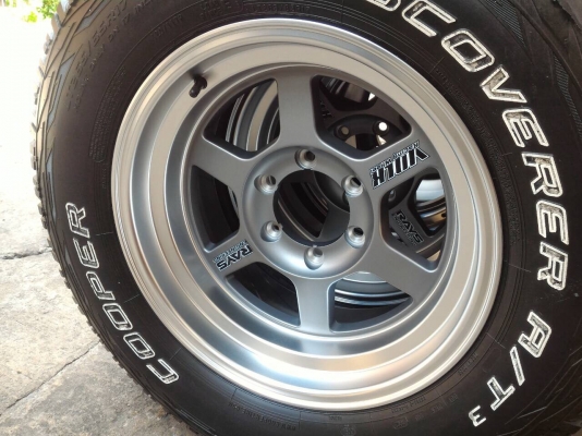 ขายล้อใหม่  TE 37V  8 x 17  พร้อมยาง  AT