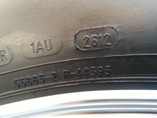 ขายล้อใหม่  TE 37V  8 x 17  พร้อมยาง  AT