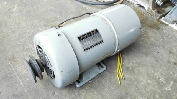 ==== SOLD ==== มอเตอร์ Mitsubishi มีเบรคในตัว 0.5 HP. ไฟ 220V. 3 สาย รุ่น Super-Line Japan สภาพสวย ใหม่มากๆวิ่งเงียบ!!