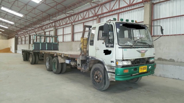 ขายรถพ่วง แม่-ลูกพื้นเรียบ HINO FM3M ลูกพ่วงไม่มีทะเบียน เครื่องเดิม M10C 240 แรงม้า เกียร์เดิม สโลว์เดิม ยางเต็ม ราคาคุยกันได้ครับ ขายรถพ่วง แม่-ลูกพื้นเรียบ HINO FM3M ลูกพ่วงไม่มีทะเบียน เครื่องเดิม M10C 240 แรงม้า เกียร์เดิม สโลว์เดิม ยางเต็ม ราคาคุยกันได้ครับ