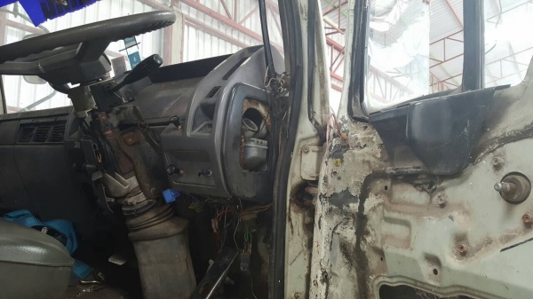 ขายรถพ่วง แม่-ลูกพื้นเรียบ HINO FM3M ลูกพ่วงไม่มีทะเบียน เครื่องเดิม M10C 240 แรงม้า เกียร์เดิม สโลว์เดิม ยางเต็ม ราคาคุยกันได้ครับ ขายรถพ่วง แม่-ลูกพื้นเรียบ HINO FM3M ลูกพ่วงไม่มีทะเบียน เครื่องเดิม M10C 240 แรงม้า เกียร์เดิม สโลว์เดิม ยางเต็ม ราคาคุยกันได้ครับ