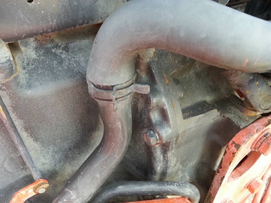 คูโบต้า L3408 Di 4 WD พร้อมใบมีดดันหน้าตราช้าง