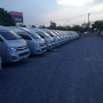 ขายรถตู้ TOYOTA COMUTER 2.5 ดีเซลปี 2012 VIP ไมล์แสนต้นๆทุกคัน ขายเหมารวม 40 คันๆละ 750000 ขายรถตู้ TOYOTA COMUTER 2.5 ดีเซลปี 2012 VIP ไมล์แสนต้นๆทุกคัน ขายเหมารวม 40 คันๆละ 750000