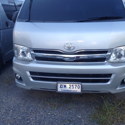 ขายรถตู้ TOYOTA COMUTER 2.5 ดีเซลปี 2012 VIP ไมล์แสนต้นๆทุกคัน ขายเหมารวม 40 คันๆละ 750000 ขายรถตู้ TOYOTA COMUTER 2.5 ดีเซลปี 2012 VIP ไมล์แสนต้นๆทุกคัน ขายเหมารวม 40 คันๆละ 750000