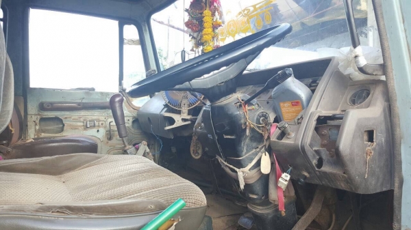 ขาย 10 ล้อดั้ม 2 เพลา คัสซี CHEVROLET เครื่อง 6HE1 195 แรงม้า เกียร์ ZF คัสซีสวย ช่วงล่าง+หัวเก๋ง SUMO เบรคลมดัน พาวเวอร์ ทะเบียนพร้อมโอน ขาย 10 ล้อดั้ม 2 เพลา คัสซี CHEVROLET เครื่อง 6HE1 195 แรงม้า เกียร์ ZF คัสซีสวย ช่วงล่าง+หัวเก๋ง SUMO เบรคลมดัน พาวเวอร์ ทะเบียนพร้อมโอน