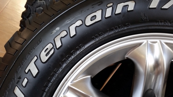 ล้อลายเล็บเหยี่ยว พร้อมยาง BF ล้อลายเล็บเหยี่ยว พร้อมยาง BF