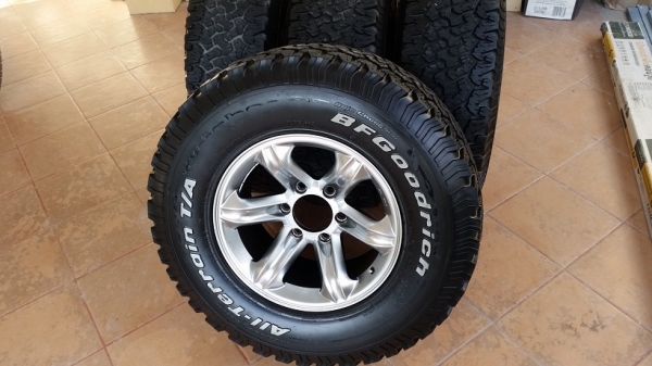 ล้อลายเล็บเหยี่ยว พร้อมยาง BF ล้อลายเล็บเหยี่ยว พร้อมยาง BF