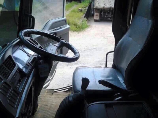 ขายรถสิบล้อ ISUZU DECA 320 ปี50ดั้มสามมิตร หิน ดินทราย