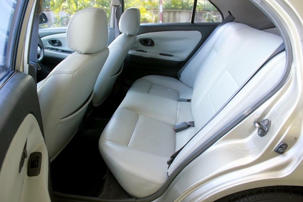 ขายมิตซูท้ายเบ้น ปี01 ใช้มือเดียวตั้งแต่ป้ายแดงสวยมาก ขายมิตซูท้ายเบ้น ปี01 ใช้มือเดียวตั้งแต่ป้ายแดงสวยมาก