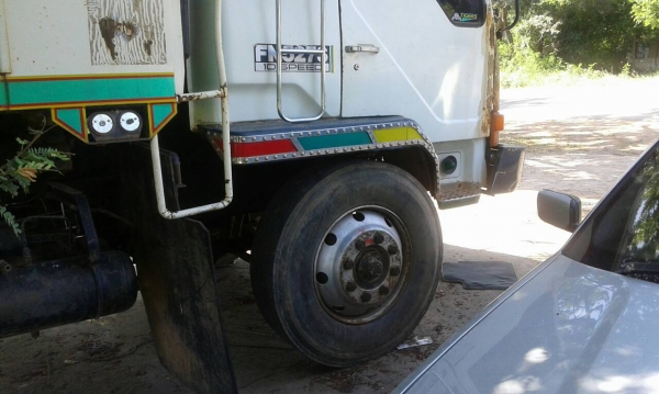 สิบล้อ มิตซู ไอ้หลง FN527 TF-054&times;&times;&times;195ดั้ม 2เพา สภาพดีสวยบางเดิมพร้อมใช้ เล่มทะเบียนพร้อมโอน