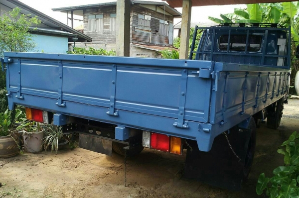หกล้อ อีซูซุ NPR 115 ปี37เกียร์สั้น ช่วงยาว4.30ม สภาพดีสวยพร้อมใช้ ทะเบียนพร้อมโอน ราคา 375,000บ ต่อรองได้