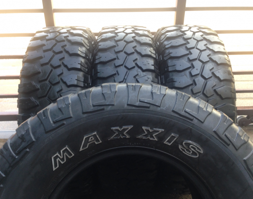 ยาง Mud Maxxis 265 75 16 ปลายปี11 ดอกเยอะ ราคาไม่แพง