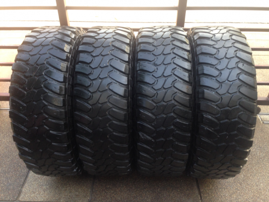 ยาง Mud Deestone 285 75 16 ปลายปี11 พร้อมใช้งาน