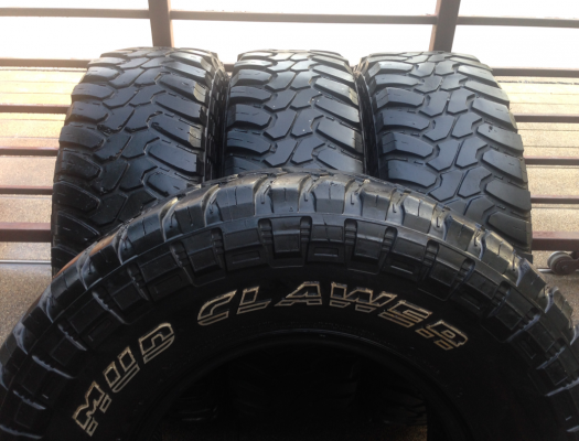 ยาง Mud Deestone 285 75 16 ปลายปี11 พร้อมใช้งาน