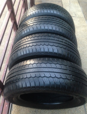 ยาง Nexen 235 60 17 กลางปี13 ดอกเต็ม ไม่มีปะ ราคาไม่แพง