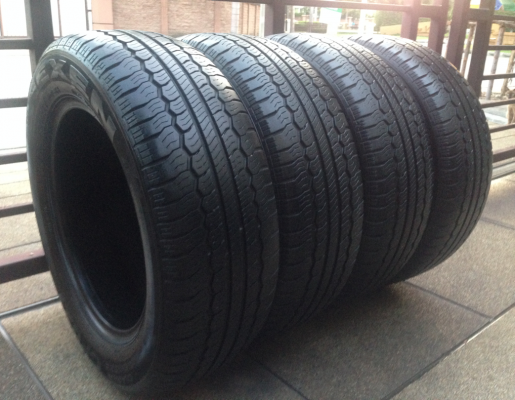 ยาง Nexen 235 60 17 กลางปี13 ดอกเต็ม ไม่มีปะ ราคาไม่แพง
