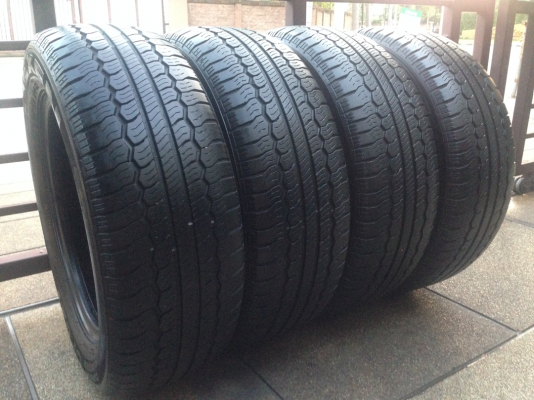 ยาง Nexen 235 60 17 กลางปี13 ดอกเต็ม ไม่มีปะ ราคาไม่แพง