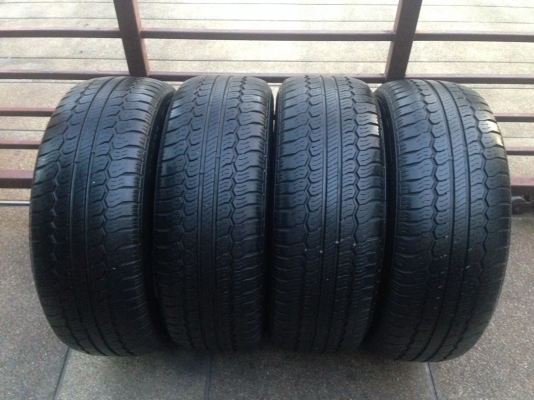 ยาง Nexen 235 60 17 กลางปี13 ดอกเต็ม ไม่มีปะ ราคาไม่แพง