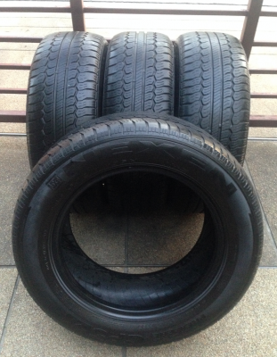 ยาง Nexen 235 60 17 กลางปี13 ดอกเต็ม ไม่มีปะ ราคาไม่แพง