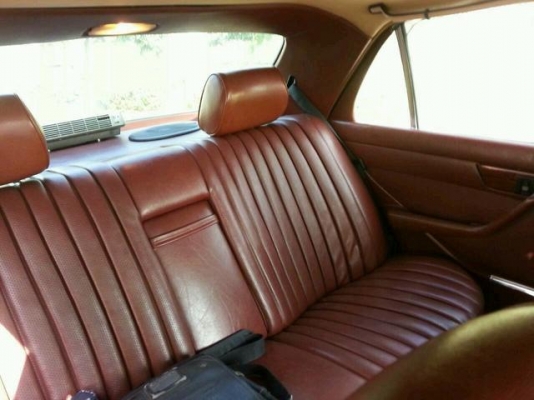 BENZ S-Class W126 รถรองอธิบดีดูแลอย่างดี พร้อมใช้งาน ตัวรถไม่มีผุ แอร์เย็นหายห่วง ไม่มีปัญหาความร้อน เครื่องเปลี่ยนใหม่ เบ๊นหัวฉีด แก๊ส 97 ลิตร พร้อมใช้งาน