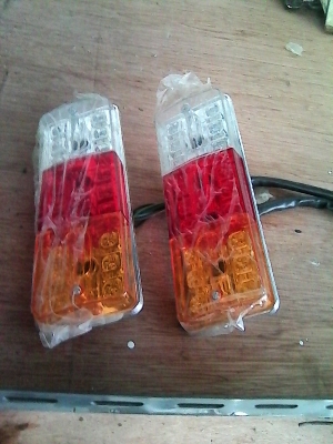 ขายไฟท้ายแปลงใส่รถเกษตรราคาถูก ๆ 300 บาทพร้อมส่ง