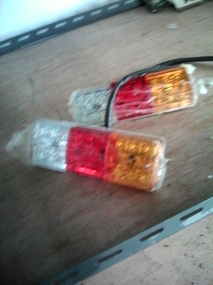 ขายไฟท้ายแปลงใส่รถเกษตรราคาถูก ๆ 300 บาทพร้อมส่ง