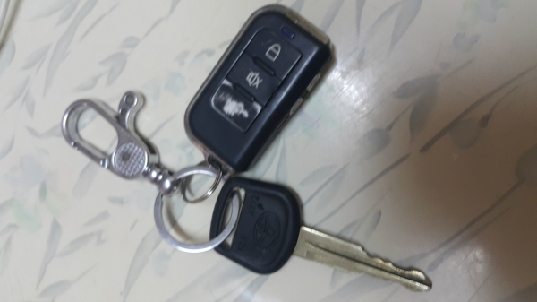 ขายรถตู้ TOYOTA หัวจรวดปี 94 เครื่องเดิมดีเซลแน่นๆ ราคา 98,000 บาท ติดต่อ คุณเอ๋ 092-6356419