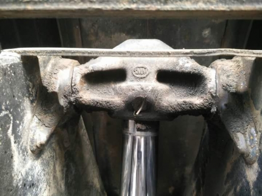 ขายกระบะสามมิตรแท้ พร้อมดั้ม และ ปั้ม (หลุดมัดจำ)