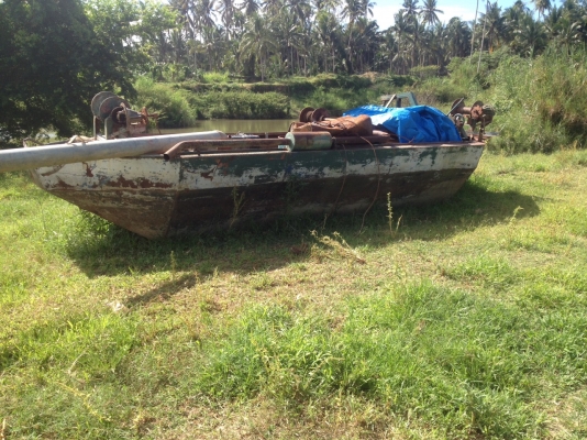 ขายเรือดูดทราย 2  ลำ ๆที่ 1. ยาว 12 ม.เครื่อง V8 EF 550แรง ท่อโต 8 นิ้วดูด 8ออก8 ลำที่ 2.ยาว 7 ม.เครื่อง HO7C ท่อโต 6 นิ้วดูด6ออก6 ขายคู่มีทะเบียนพร้อมทั้ง 2 ลำราคา1,500,000 090-772-3710 090-772-3708