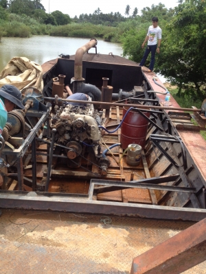 ขายเรือดูดทราย 2  ลำ ๆที่ 1. ยาว 12 ม.เครื่อง V8 EF 550แรง ท่อโต 8 นิ้วดูด 8ออก8 ลำที่ 2.ยาว 7 ม.เครื่อง HO7C ท่อโต 6 นิ้วดูด6ออก6 ขายคู่มีทะเบียนพร้อมทั้ง 2 ลำราคา1,500,000 090-772-3710 090-772-3708