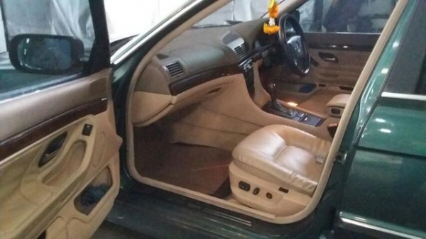 ขายbmw ซีรี่7 e38 เพิ่งวางเครื่อง1uz fe 4000cc.แม๊ก18 โช๊คบิวเหลือง สปิงไอบัค แก๊สหัวฉีด8สูบ