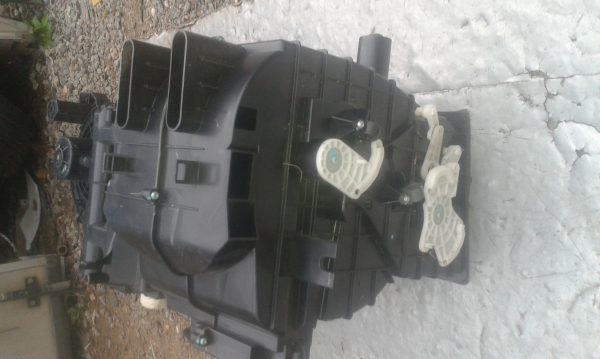 ตู้แอร์ คอยเย็น chevrolet aveo