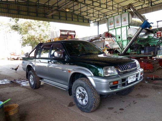 STRADA 4&times;4 ปี 2000 เครื่อง 2800 เครื่องแน่น สภาพเดิมๆ ยางใหม่ 4 เส้น พร้อมใช้