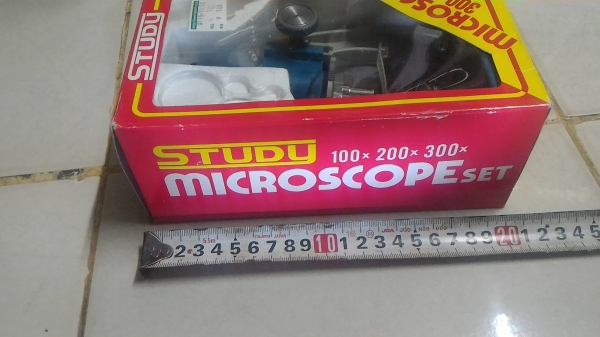 กล้องไมโครสโคป ยี่ห้อ STUDY ให้กำลังขยายสูงถึง 300 เท่า มีหัวขยายสามอัน